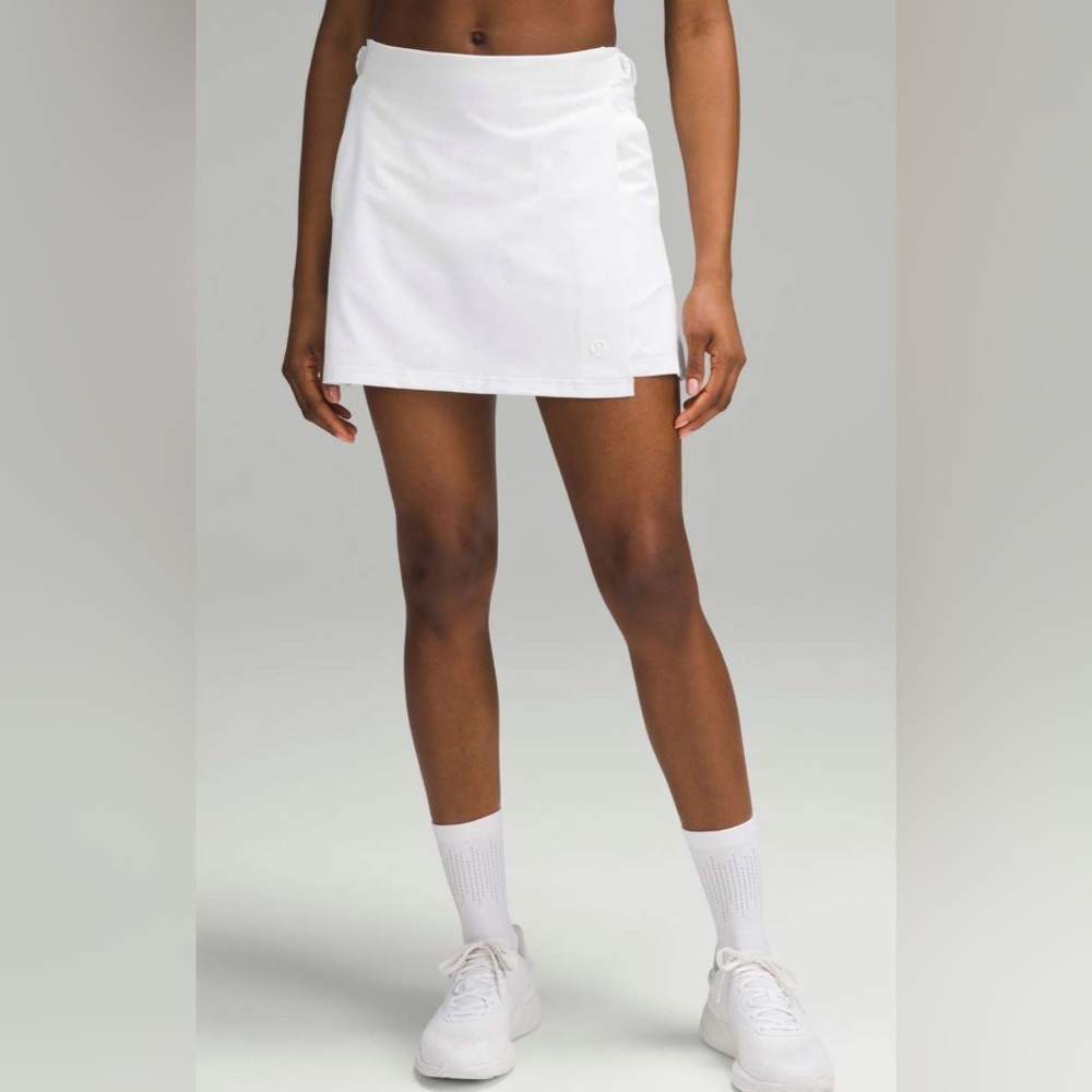 NWT Lululemon Wrap-Front Mid-Rise Golf Skirt
White SIZE 10 $98 sold out - Picture 3 of 11